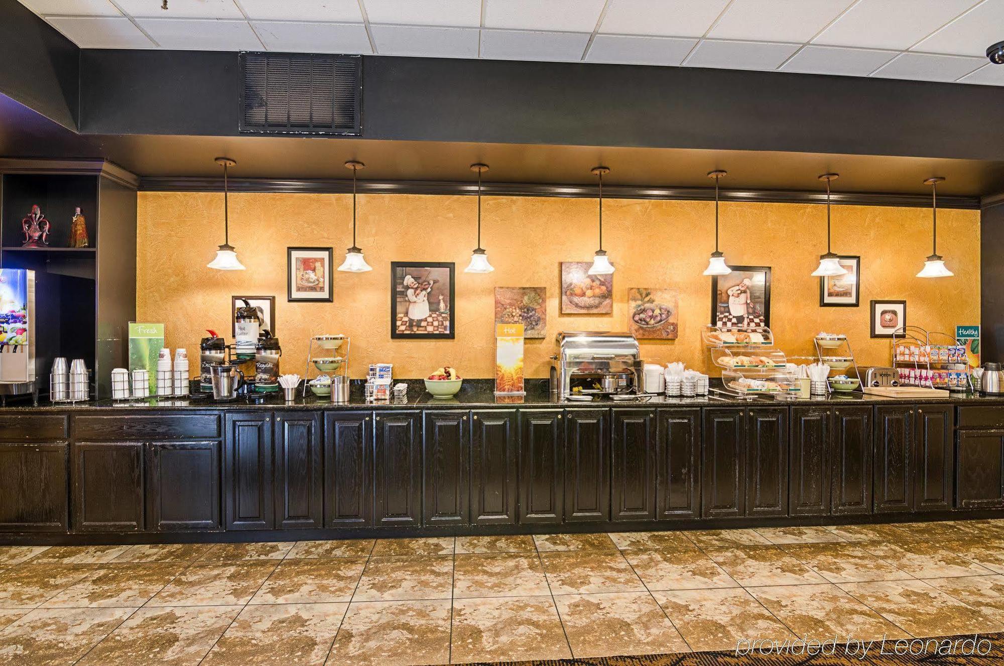 Quality Inn Lewisburg Bagian luar foto