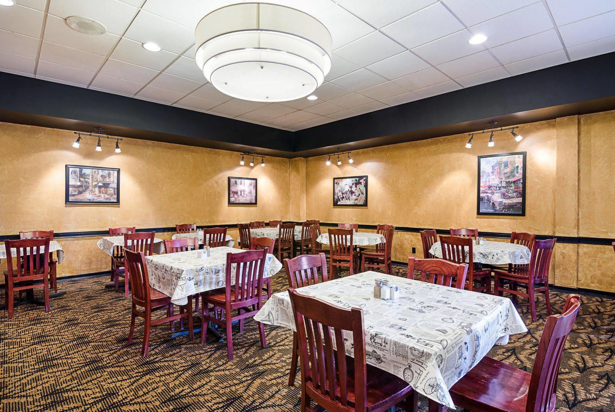 Quality Inn Lewisburg Bagian luar foto