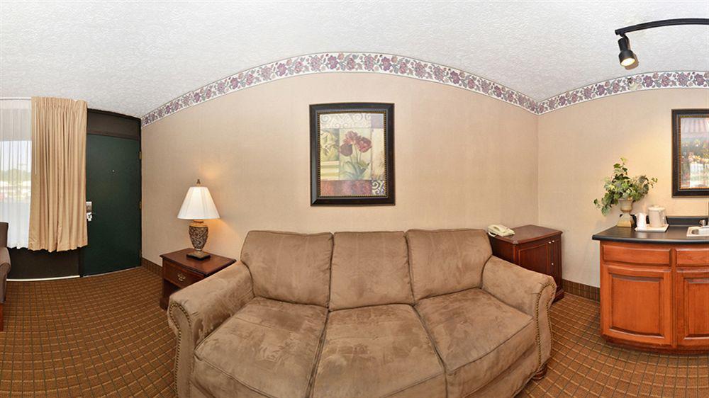 Quality Inn Lewisburg Bagian luar foto